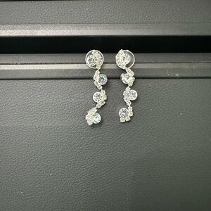 Elegant Silver Crystal Drop Earrings